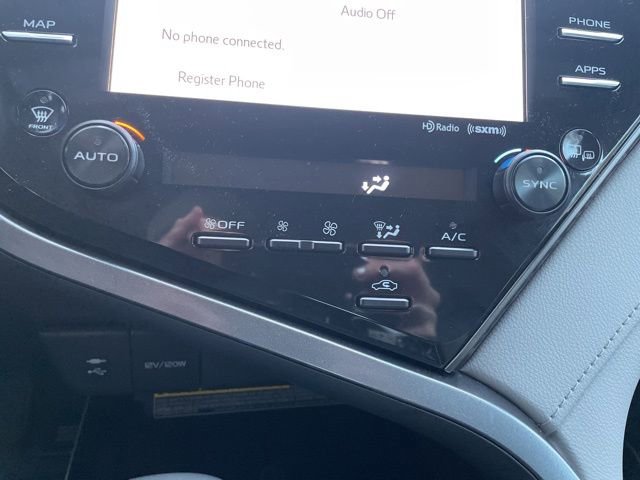 Used 2019 Toyota Camry XLE image 21