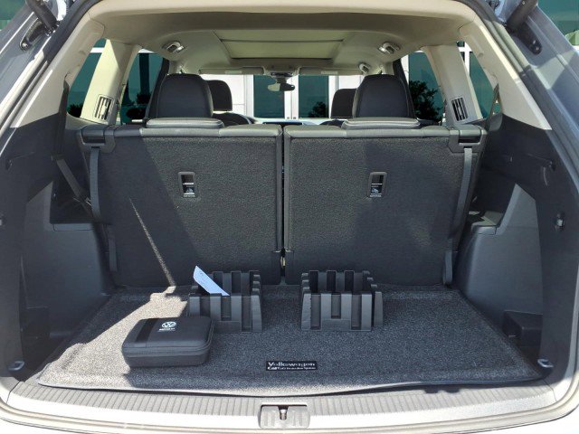 New 2026 Volkswagen Atlas SEL Premium R-Line AWD/4WD image 9