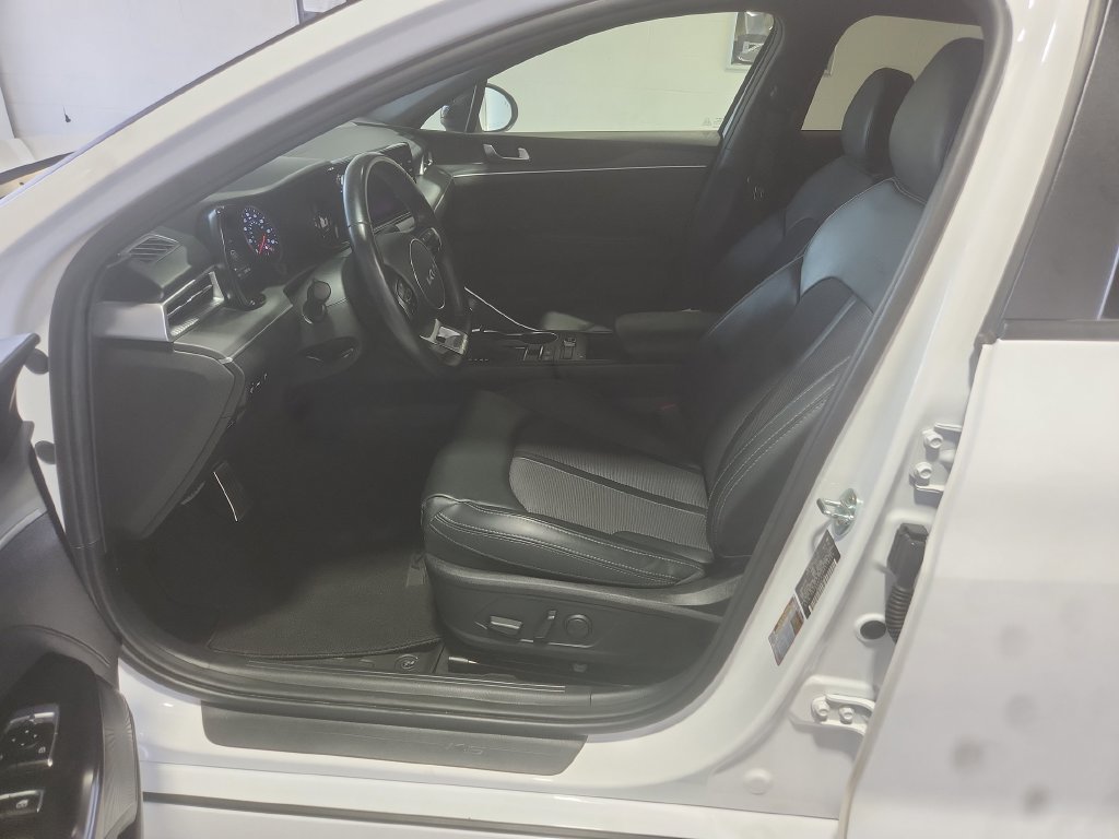 Used 2023 Kia K5 GT-Line w/ GT-Line Premium Package FWD image 12