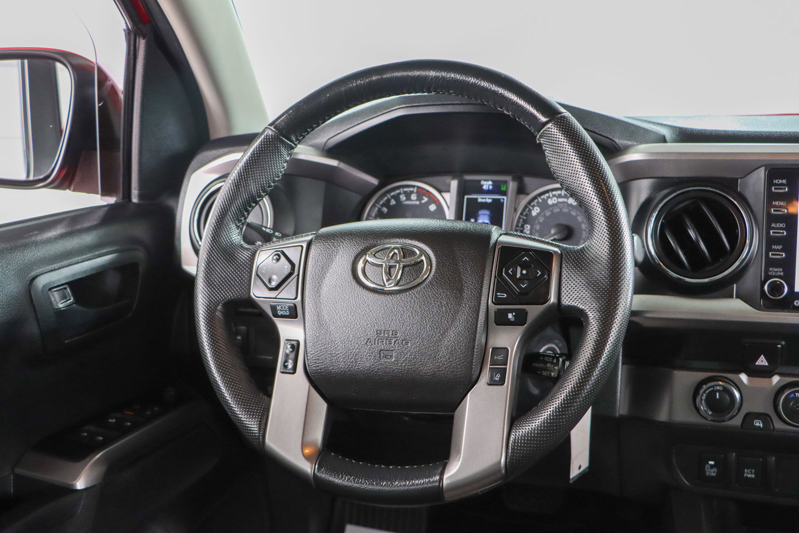 Used 2022 Toyota Tacoma SR5 image 13
