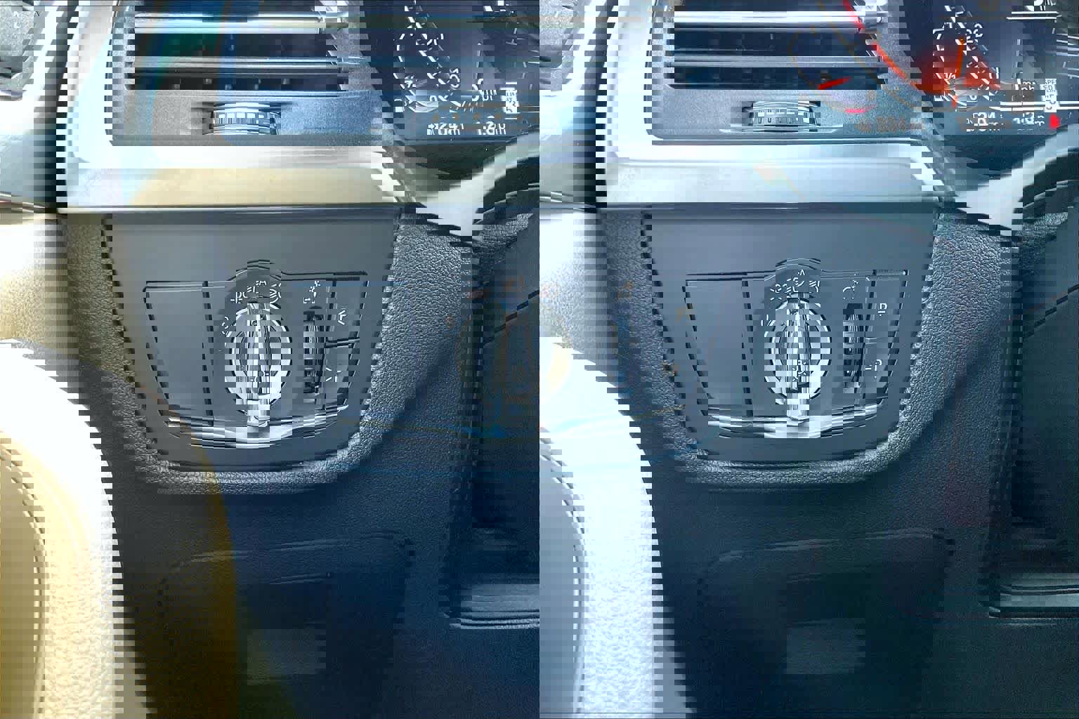 Used 2023 BMW X3 xDrive30i w/ Convenience Package image 37