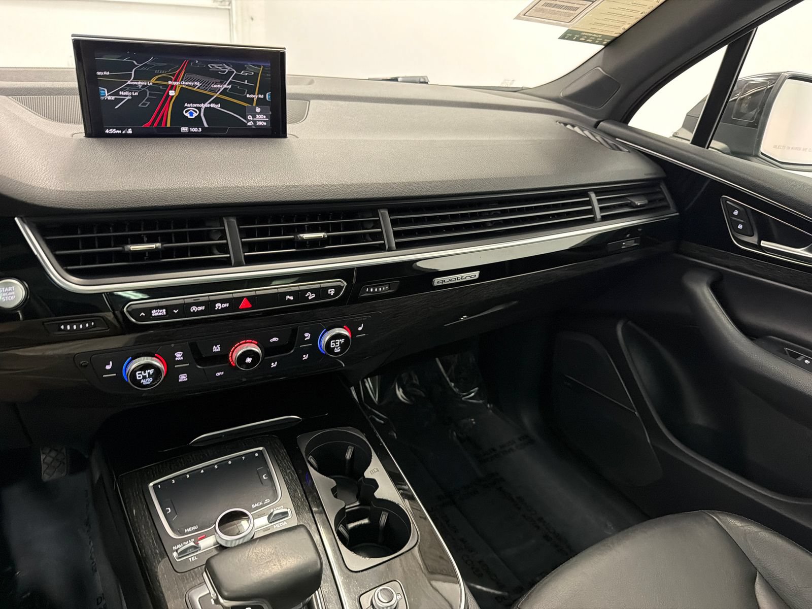 Used 2017 Audi Q7 3.0T Premium Plus AWD/4WD image 31