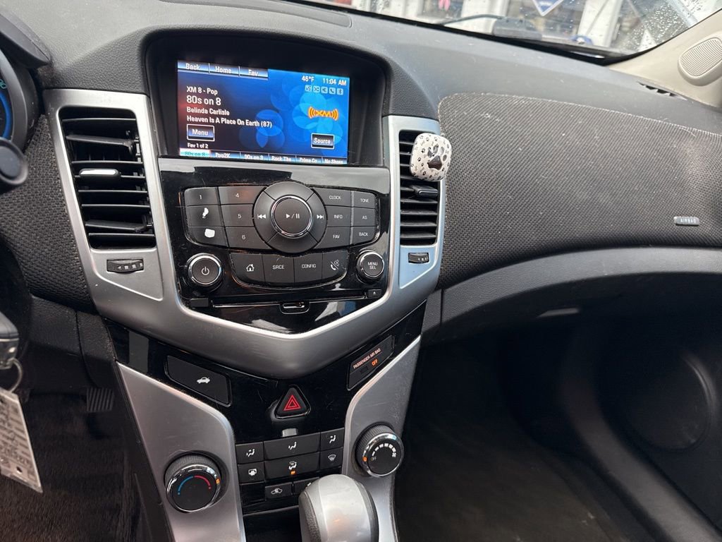 Used 2016 Chevrolet Cruze LT image 20