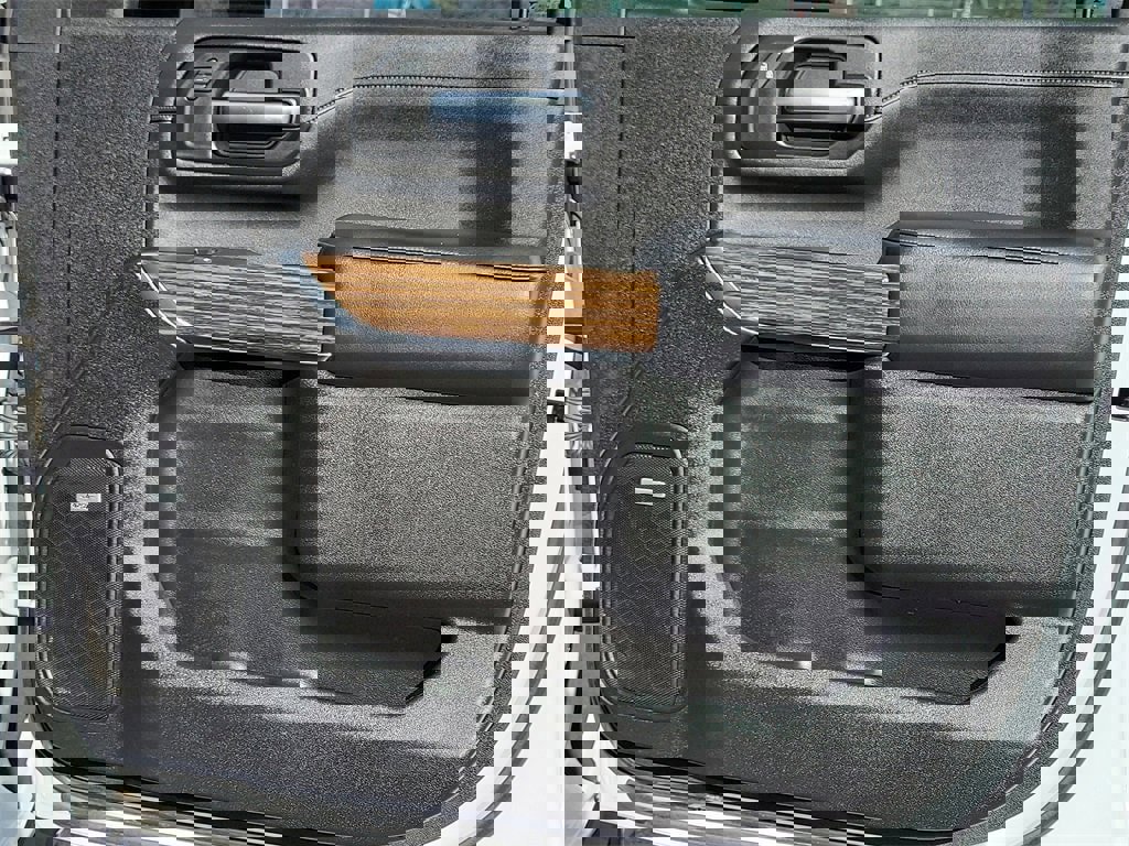 Certified 2023 Chevrolet Silverado 3500 High Country image 17