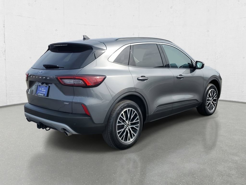 Certified 2024 Ford Escape SE w/ Class II Trailer Tow Package image 7