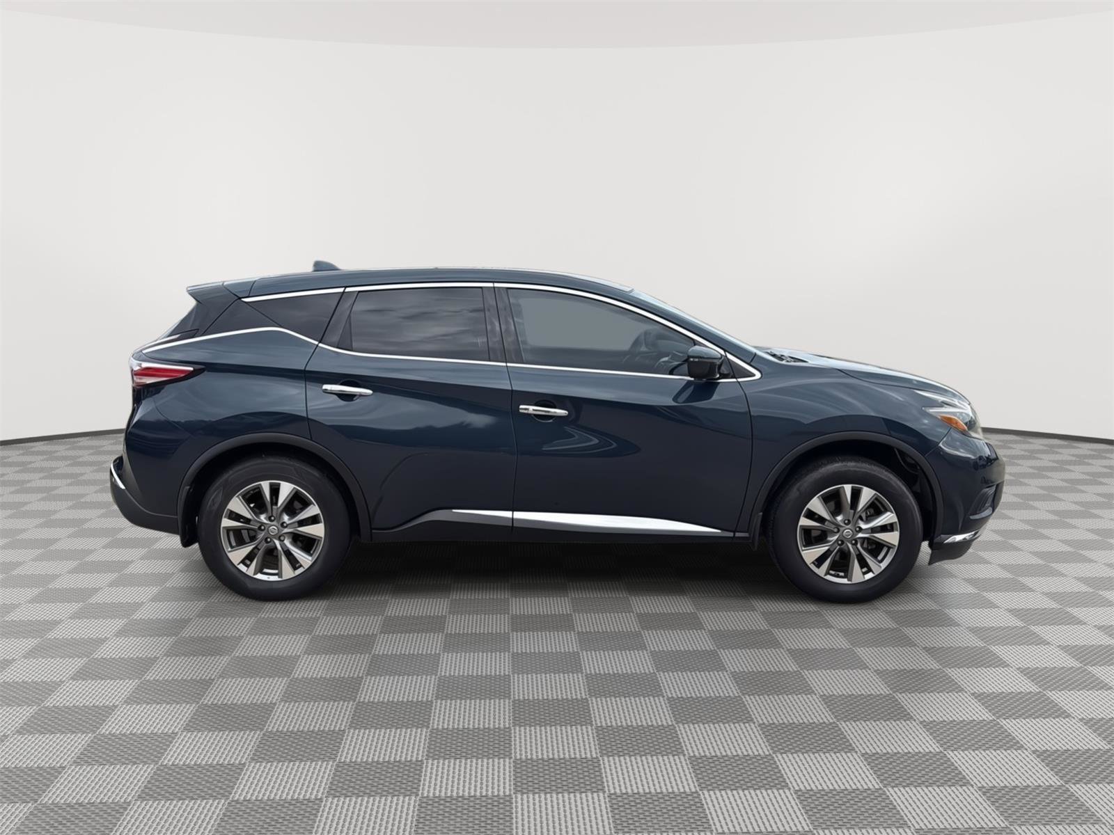Used 2018 Nissan Murano S image 6