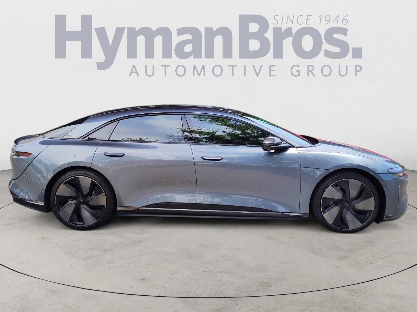 Used 2025 Lucid Air Grand Touring AWD/4WD image 2