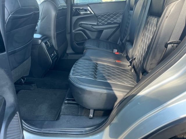 Used 2024 Mitsubishi Outlander SEL FWD image 31