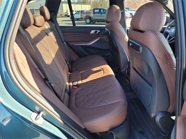 Used 2024 BMW X5 sDrive40i w/ Premium Package image 13