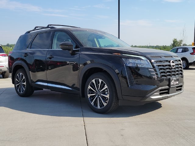 New 2026 Nissan Pathfinder Platinum AWD/4WD image 5
