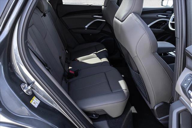Certified 2025 Audi Q5 Premium Plus w/ Premium Plus image 23