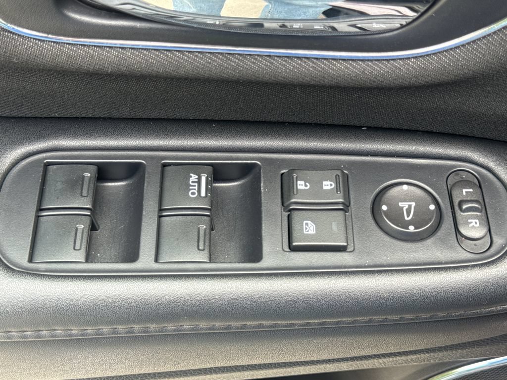 Used 2022 Honda HR-V EX image 14