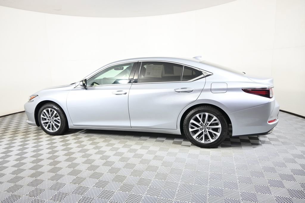 Used 2023 Lexus ES 350 w/ Premium Package FWD image 3