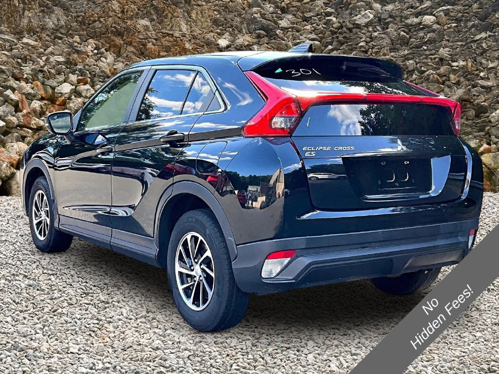 Used 2020 Mitsubishi Eclipse Cross ES FWD image 11