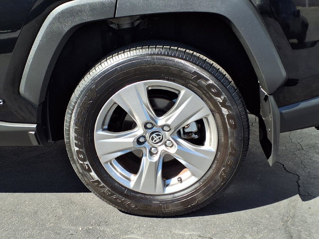Used 2023 Toyota RAV4 XLE w/ Convenience Package AWD/4WD image 6