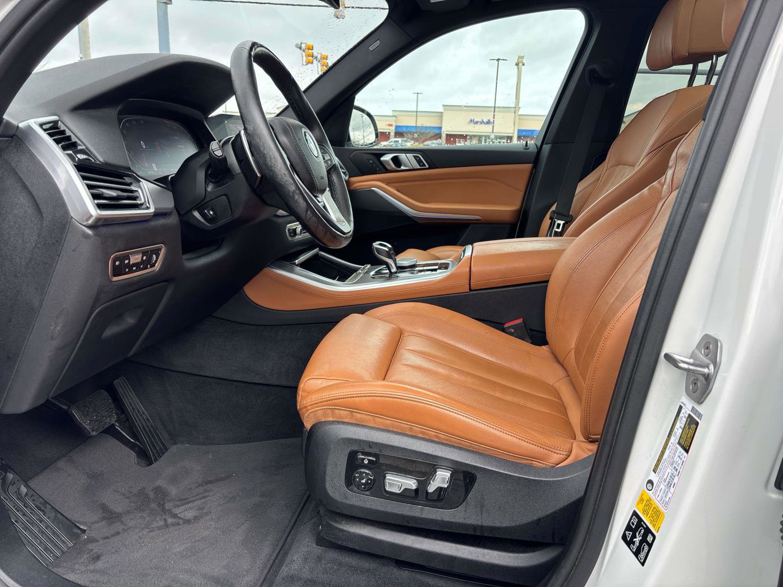 Used 2019 BMW X5 xDrive40i w/ Convenience Package AWD/4WD image 8