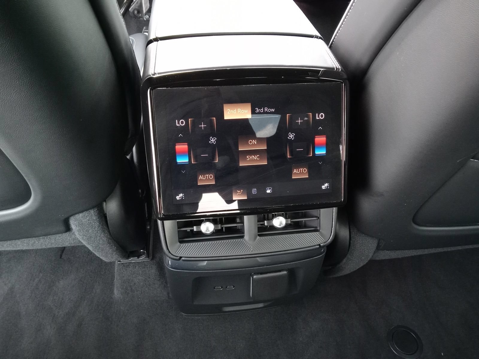 New 2026 Cadillac Vistiq Sport AWD/4WD image 24