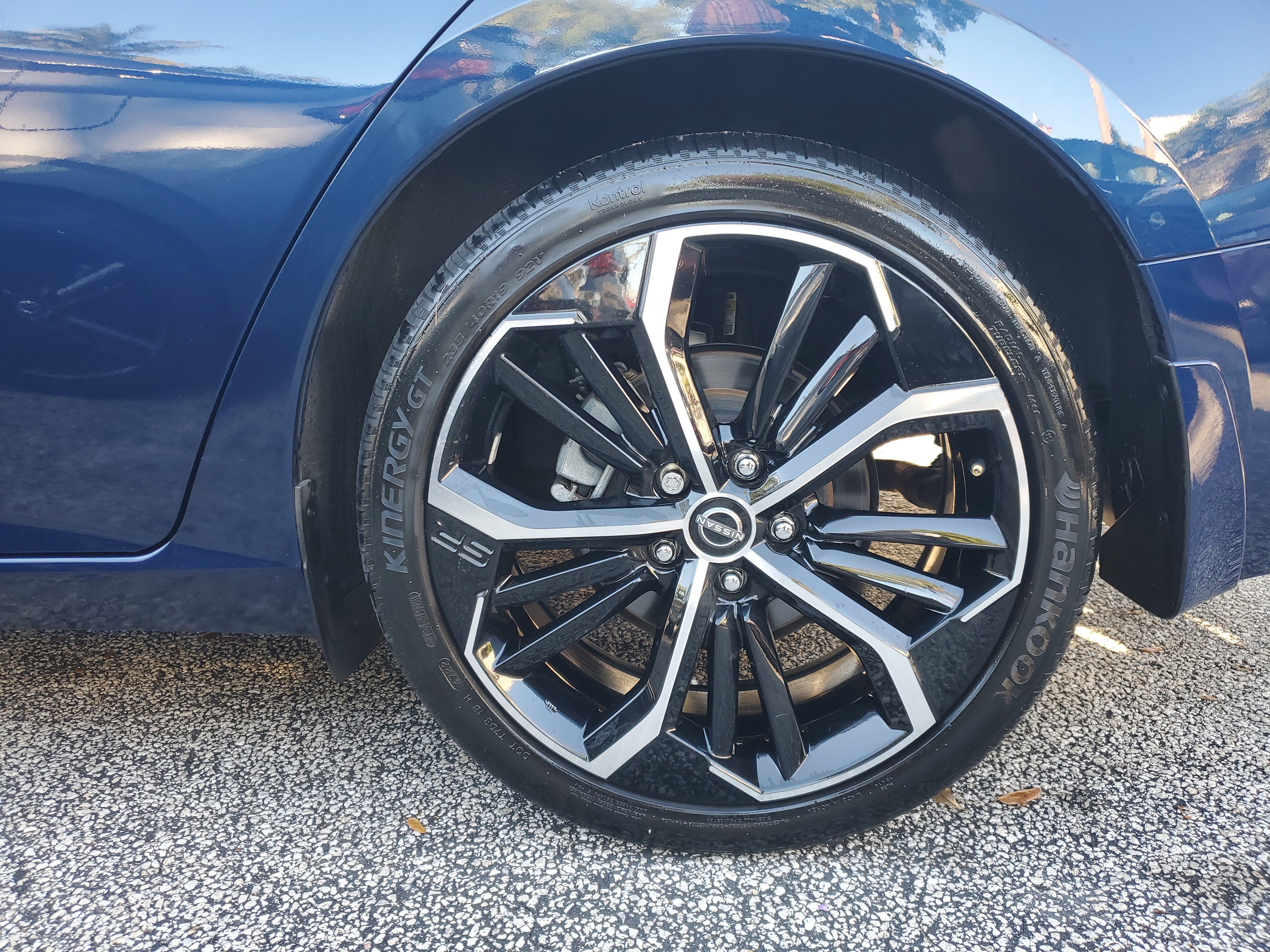 Certified 2023 Nissan Altima 2.5 SR w/ SR Premium Package image 30