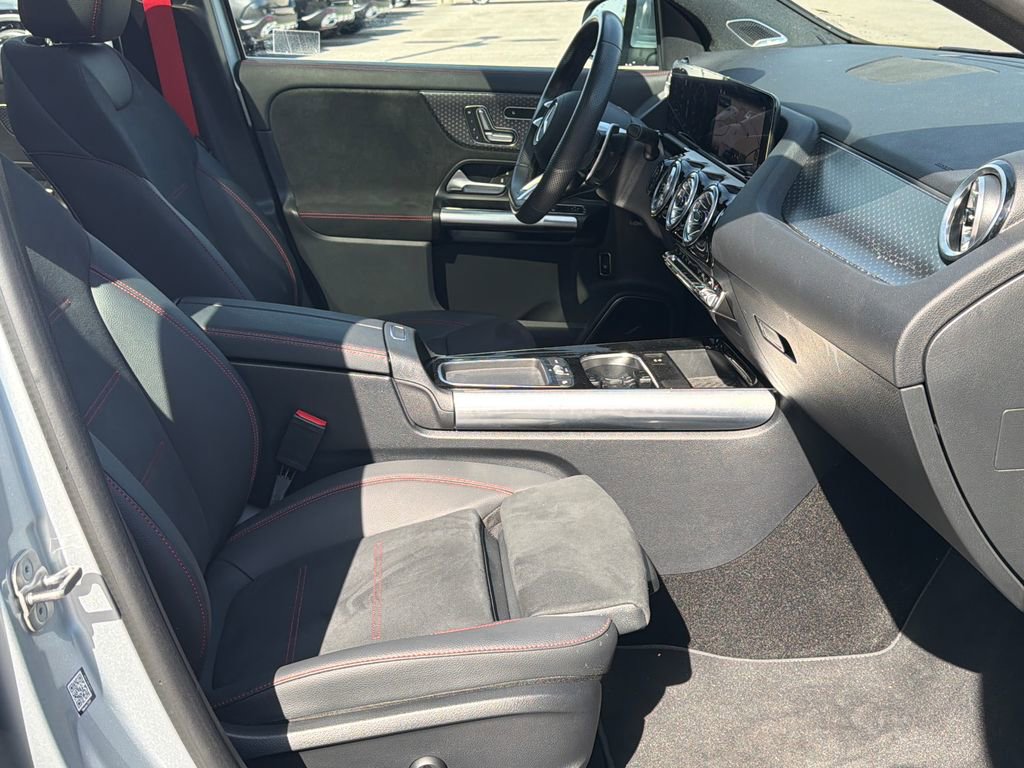 Certified 2024 Mercedes-Benz GLA 35 AMG 4MATIC image 48