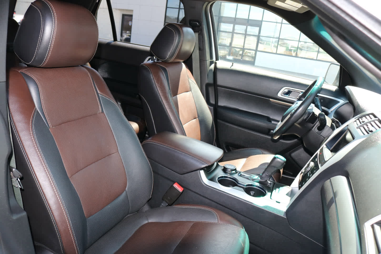 Used 2015 Ford Explorer Sport w/ Equipment Group 401A AWD/4WD image 22