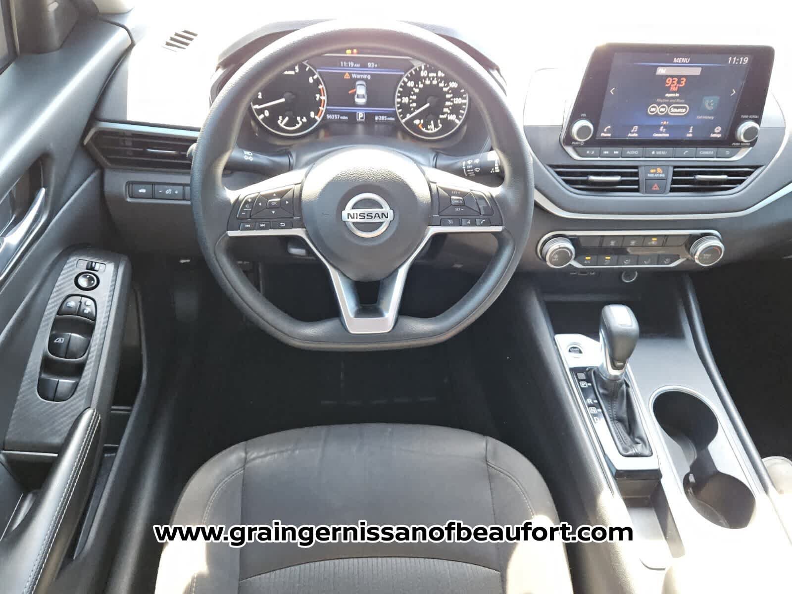 Used 2022 Nissan Altima 2.5 SV FWD image 5