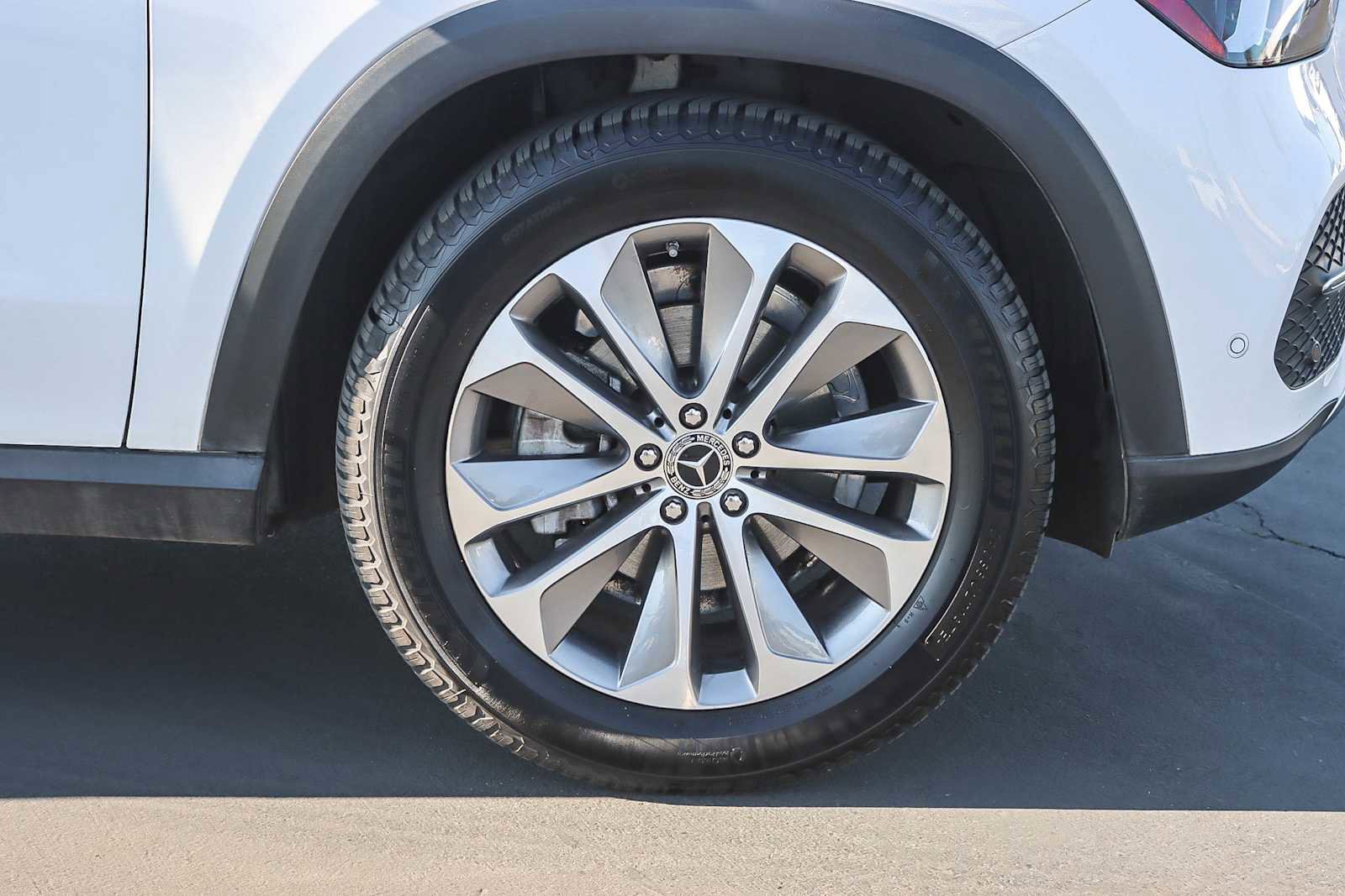 Used 2021 Mercedes-Benz GLE 350 4MATIC image 9