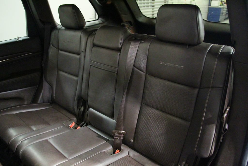 Used 2014 Jeep Grand Cherokee Summit AWD/4WD image 28