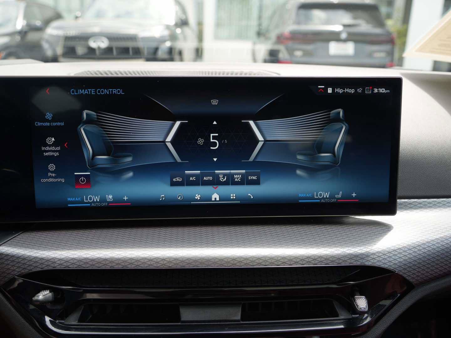 Used 2025 BMW M440i RWD image 20