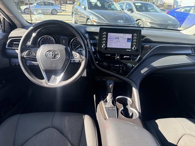 Used 2022 Toyota Camry LE image 13