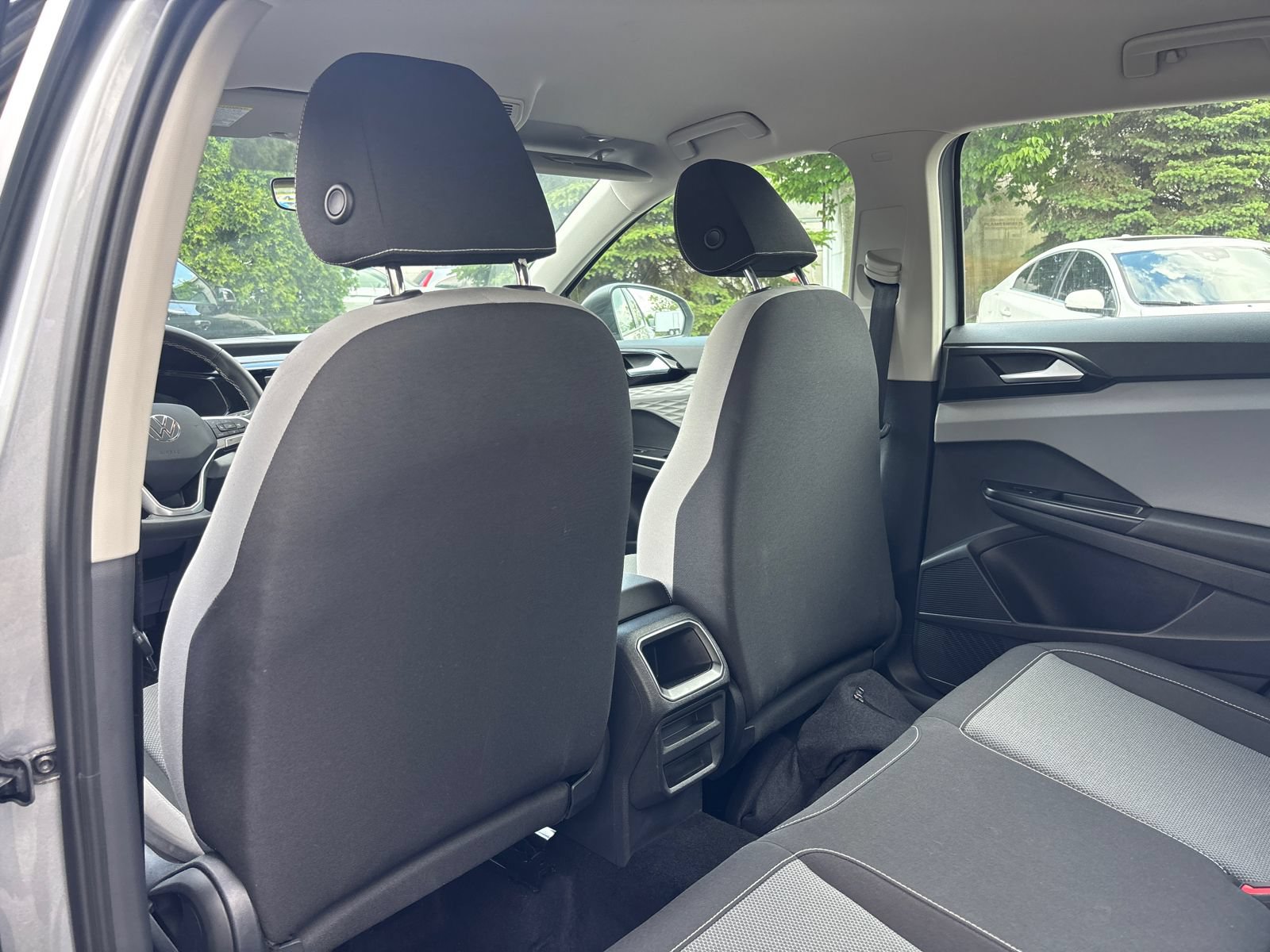 Certified 2023 Volkswagen Taos S FWD image 25