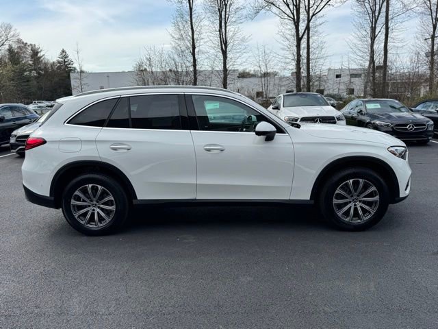 Used 2026 Mercedes-Benz GLC 300 4MATIC image 2