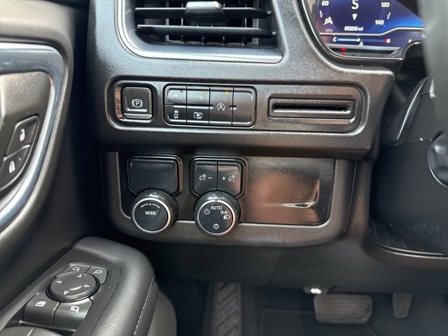 Used 2023 Chevrolet Tahoe LT w/ Luxury Package image 22