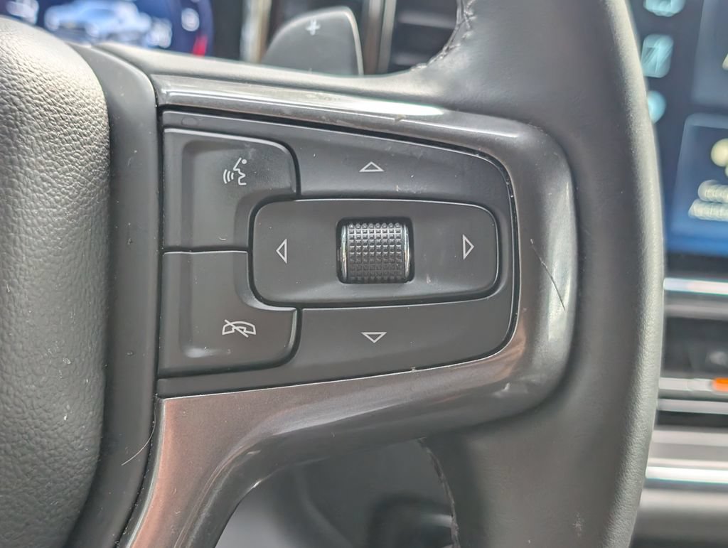 Used 2025 Chevrolet Silverado 1500 High Country AWD/4WD image 35