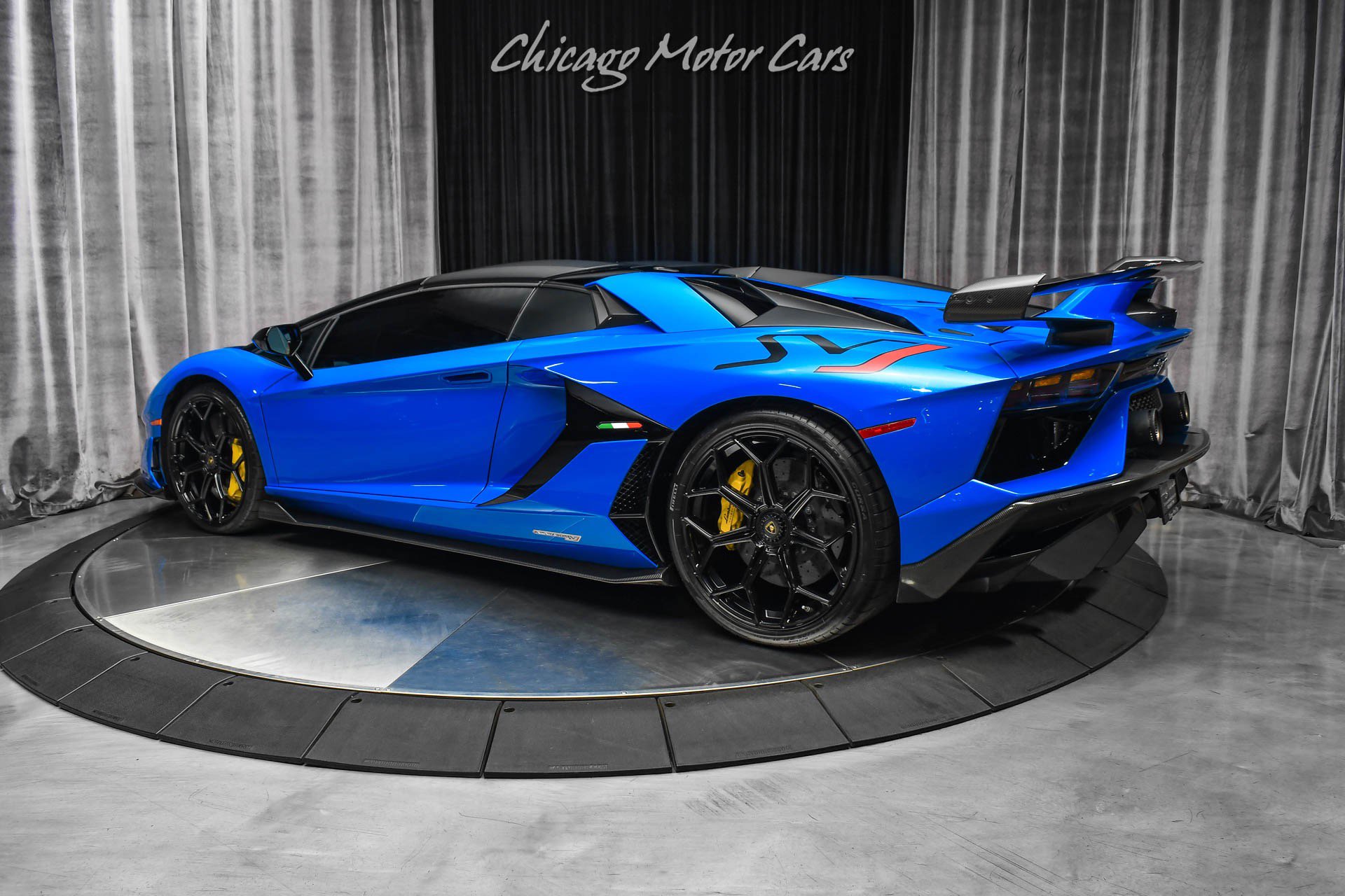 Used 2021 Lamborghini Aventador SVJ AWD/4WD image 41