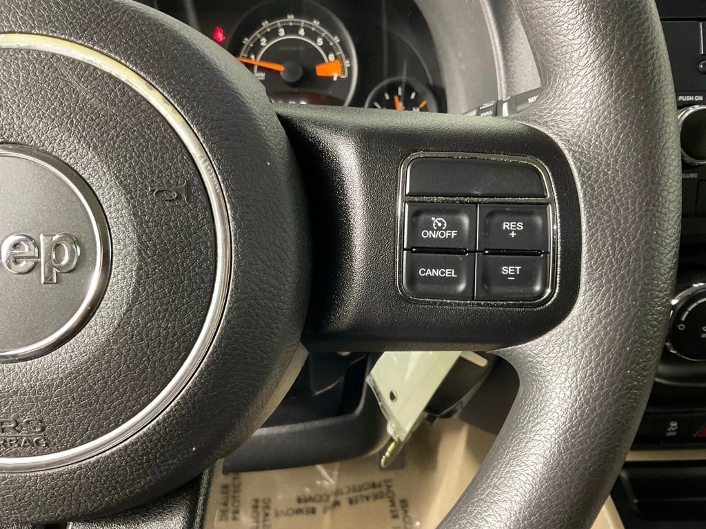 Used 2014 Jeep Patriot Sport w/ Power Value Group FWD image 23