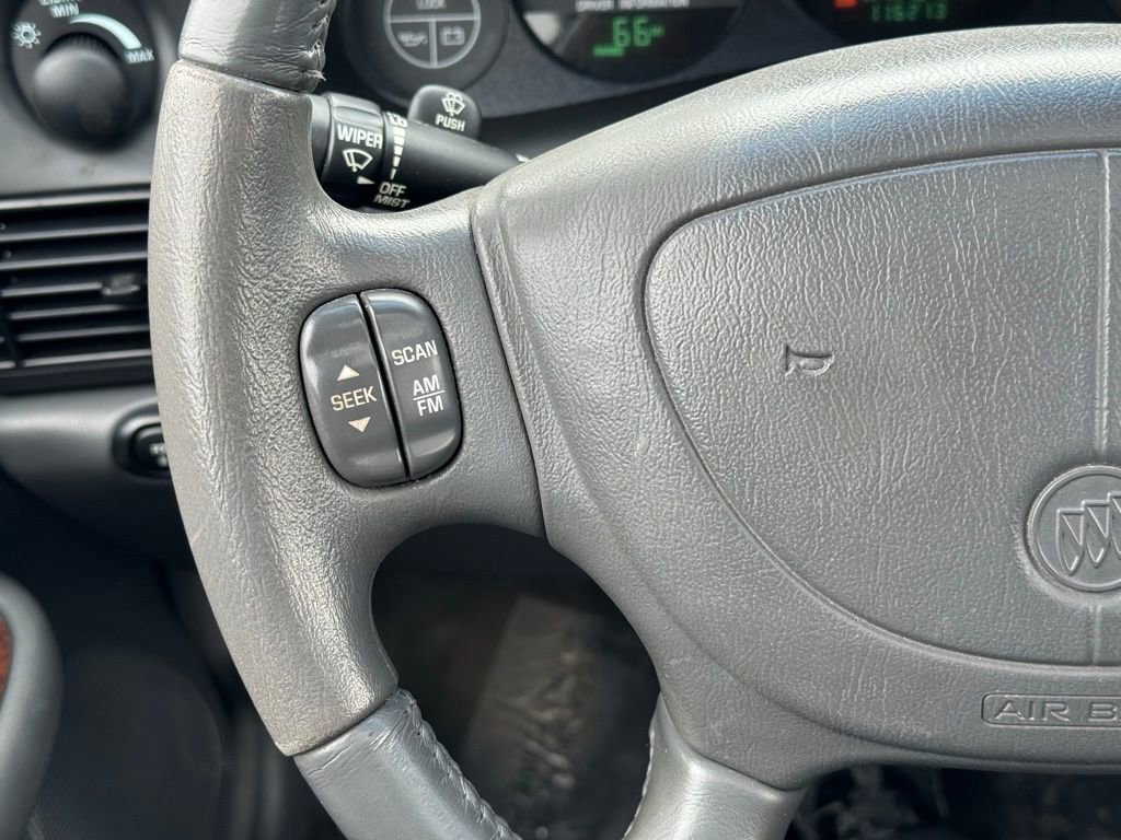 Used 2002 Buick Regal GS image 22