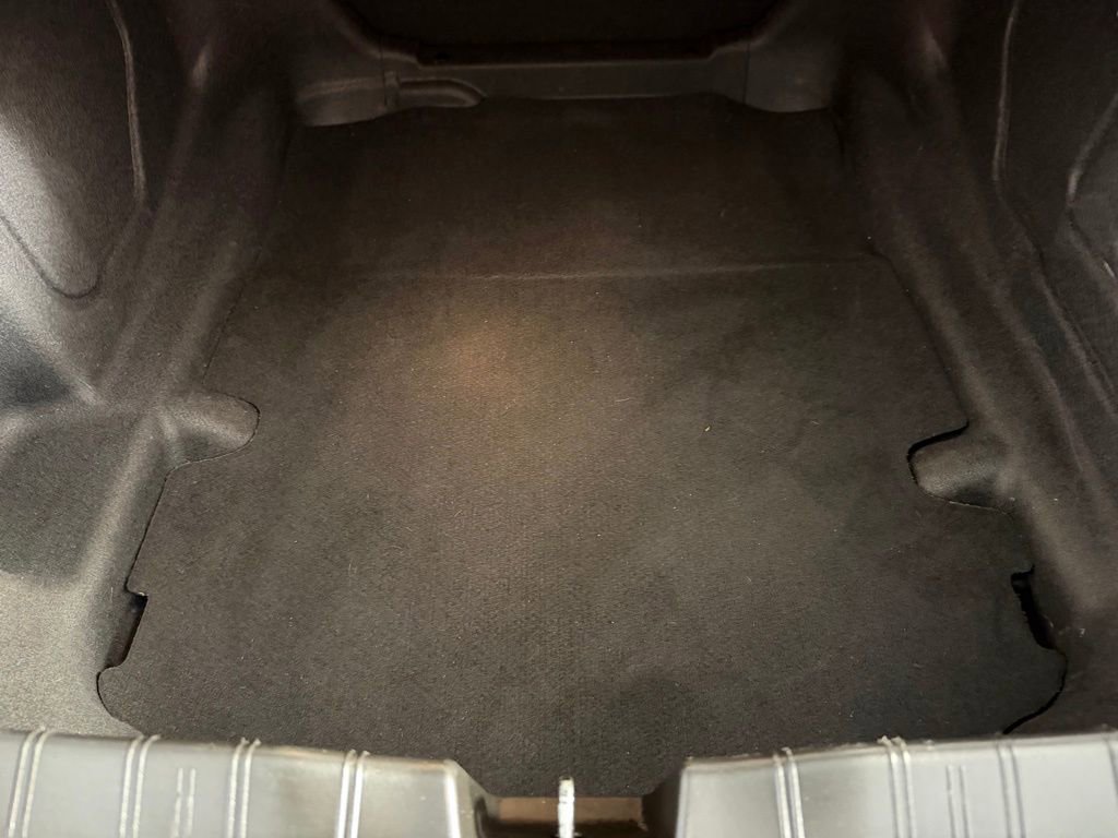 Used 2019 Chevrolet Camaro SS image 23