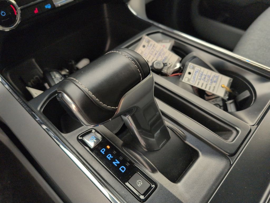 Used 2025 Ford F150 Lightning XLT image 32