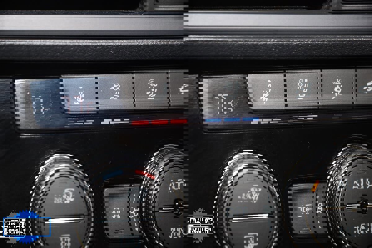 Used 2024 Volkswagen Jetta GLI Autobahn image 8