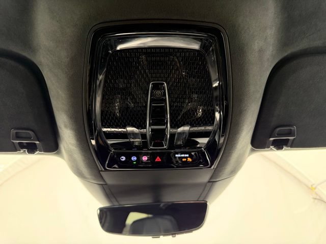 Used 2025 Cadillac Escalade IQ Luxury 2 w/ LPO, Premium Carpet Package AWD/4WD image 34