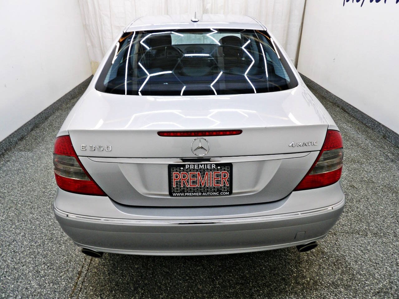 Used 2007 Mercedes-Benz E 350 4MATIC Sedan image 5