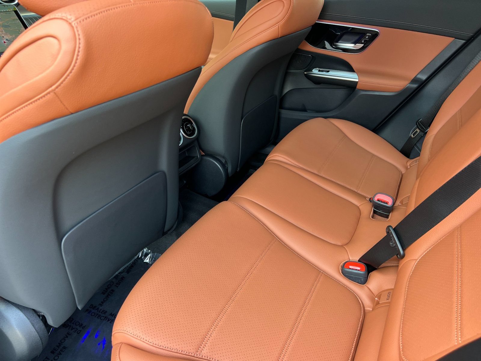 New 2026 Mercedes-Benz GLC 300 4MATIC image 11