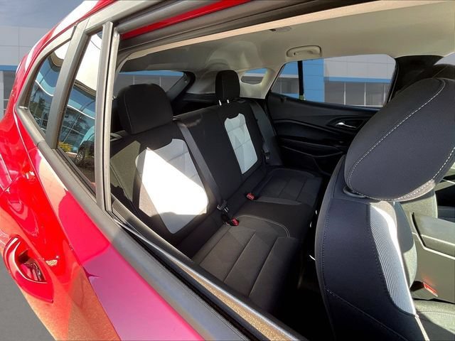 New 2026 Chevrolet Trax LS w/ LS Convenience Package FWD image 10