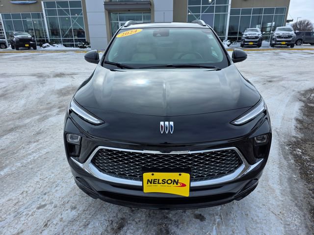Used 2024 Buick Encore GX Avenir image 4