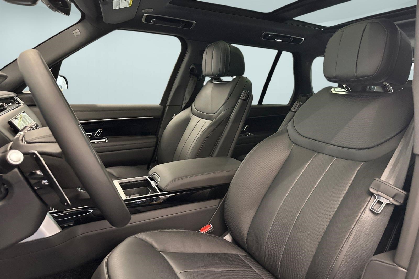 New 2026 Land Rover Range Rover SE AWD/4WD image 5