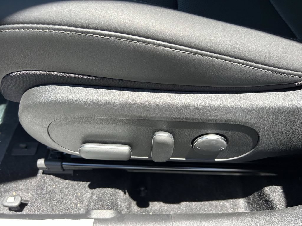 New 2026 Hyundai Kona Limited FWD image 22