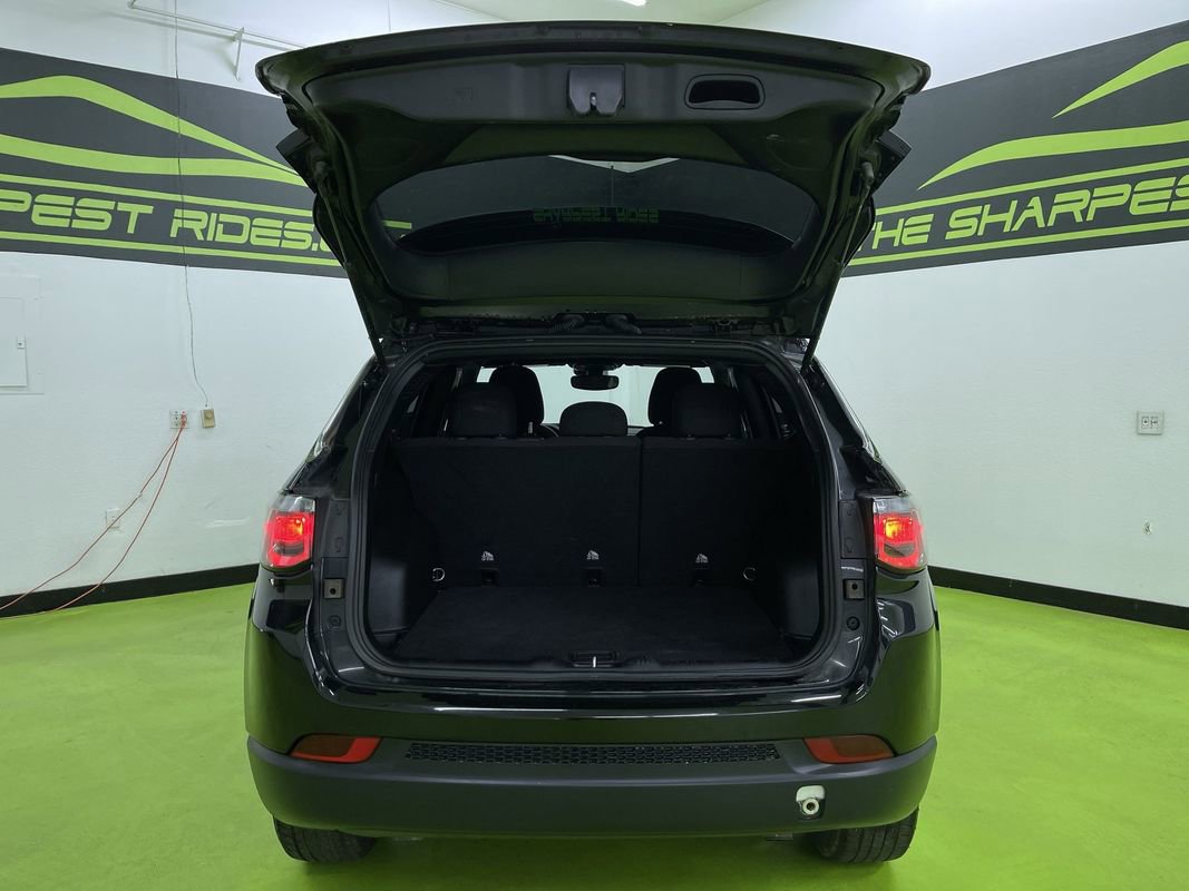 Used 2024 Jeep Compass Sport image 9