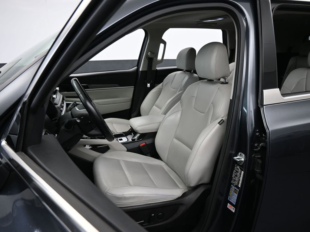Used 2021 Kia Telluride S image 10