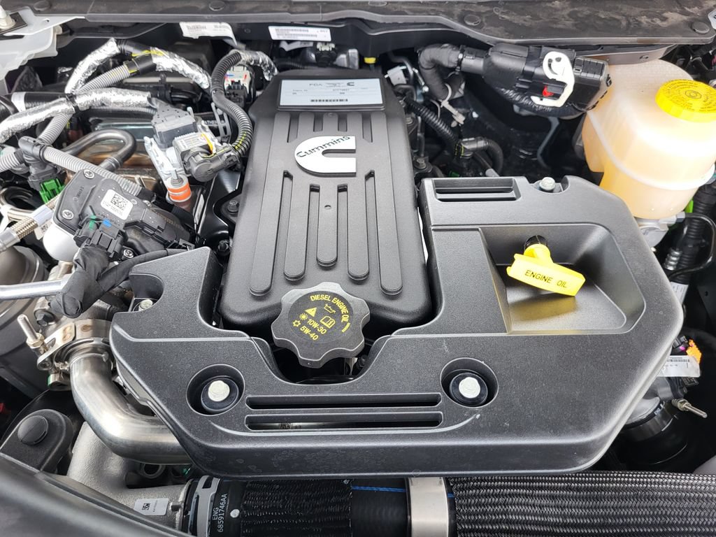 New 2026 RAM 2500 Tradesman w/ Bed Convenience Group AWD/4WD image 32