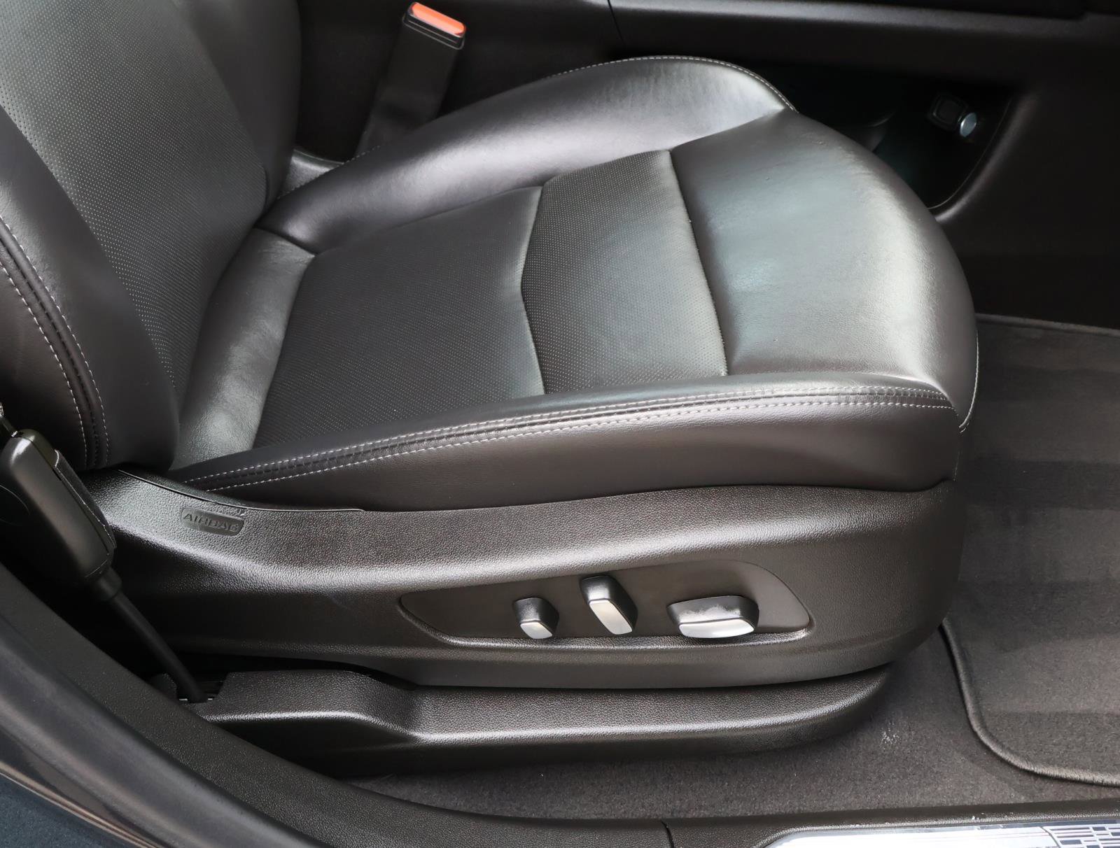 Certified 2023 Cadillac XT5 Sportv image 24